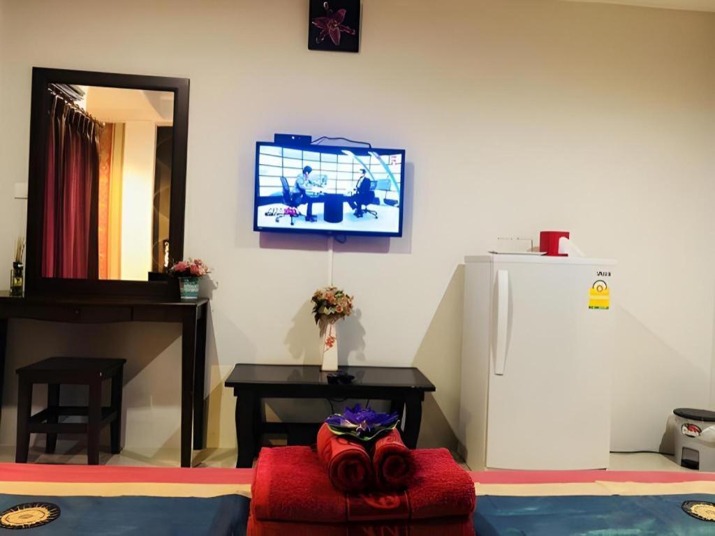 Bangsaen Tontalay Hotel מראה חיצוני תמונה