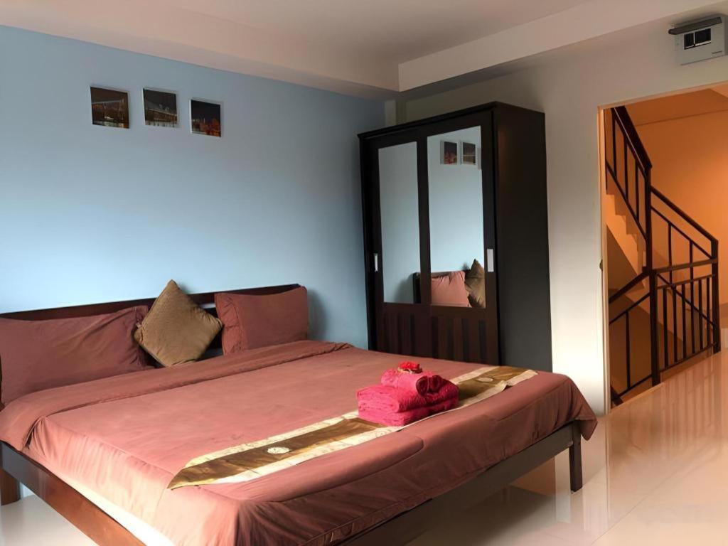 Bangsaen Tontalay Hotel מראה חיצוני תמונה