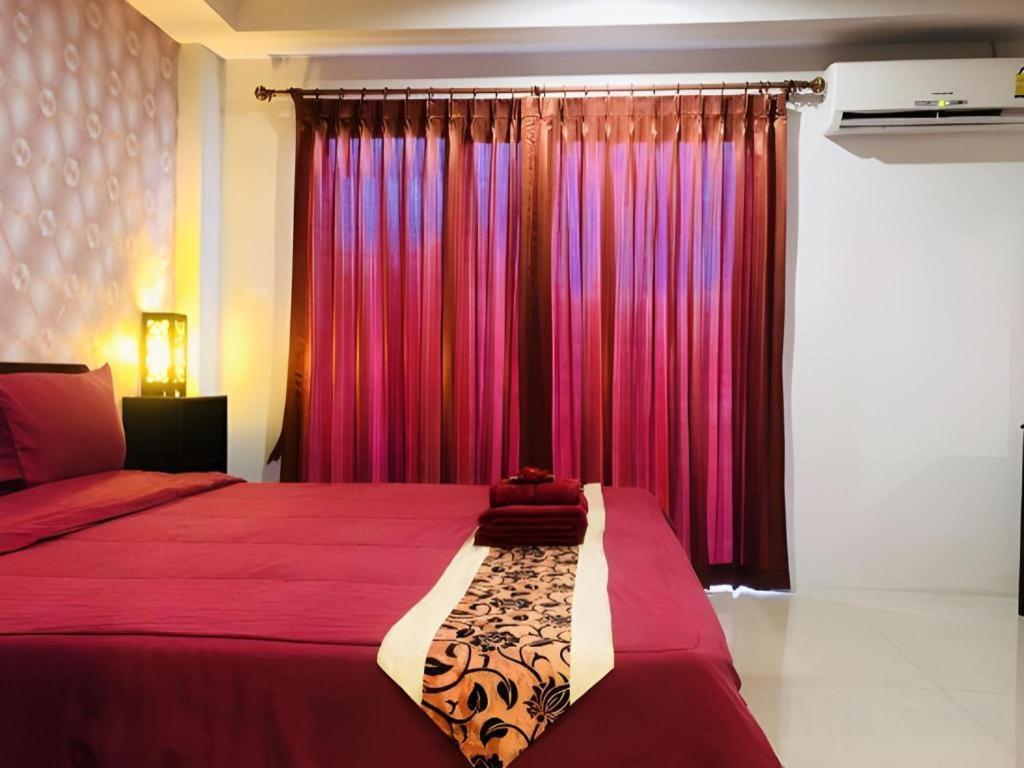 Bangsaen Tontalay Hotel מראה חיצוני תמונה